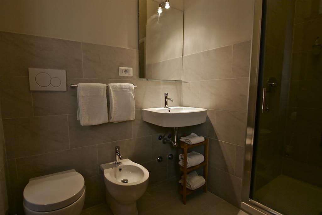 Camera Doppia con Letti Singoli con Bagno Privato