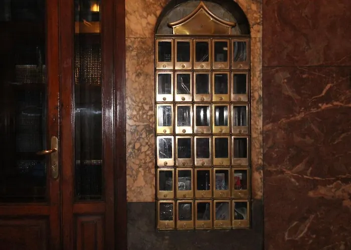 Hotel House Beatrice Milano